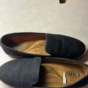 Cliff size 8 black shoes